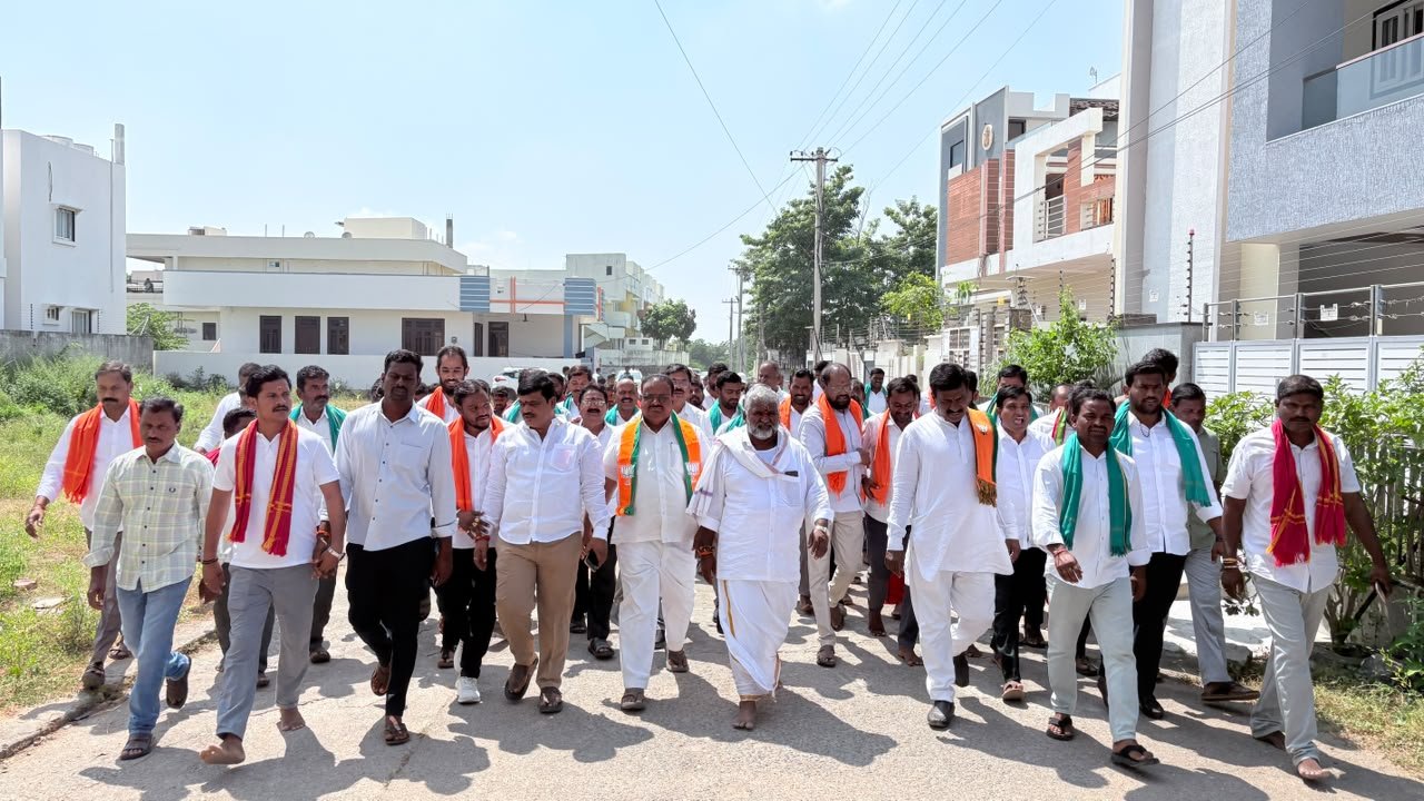 నిర్మల్ వ్యవసాయ మార్కెట్ యార్డు భూ కబ్జాపై చర్యలు తీసుకోవాలి