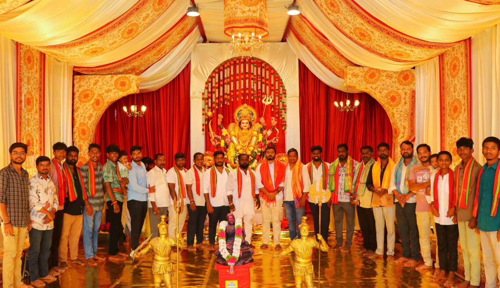ఆధ్యాత్మిక కార్యక్రమాల్లో పాల్గొన్న మాద్రి పృథ్వీరాజ్
