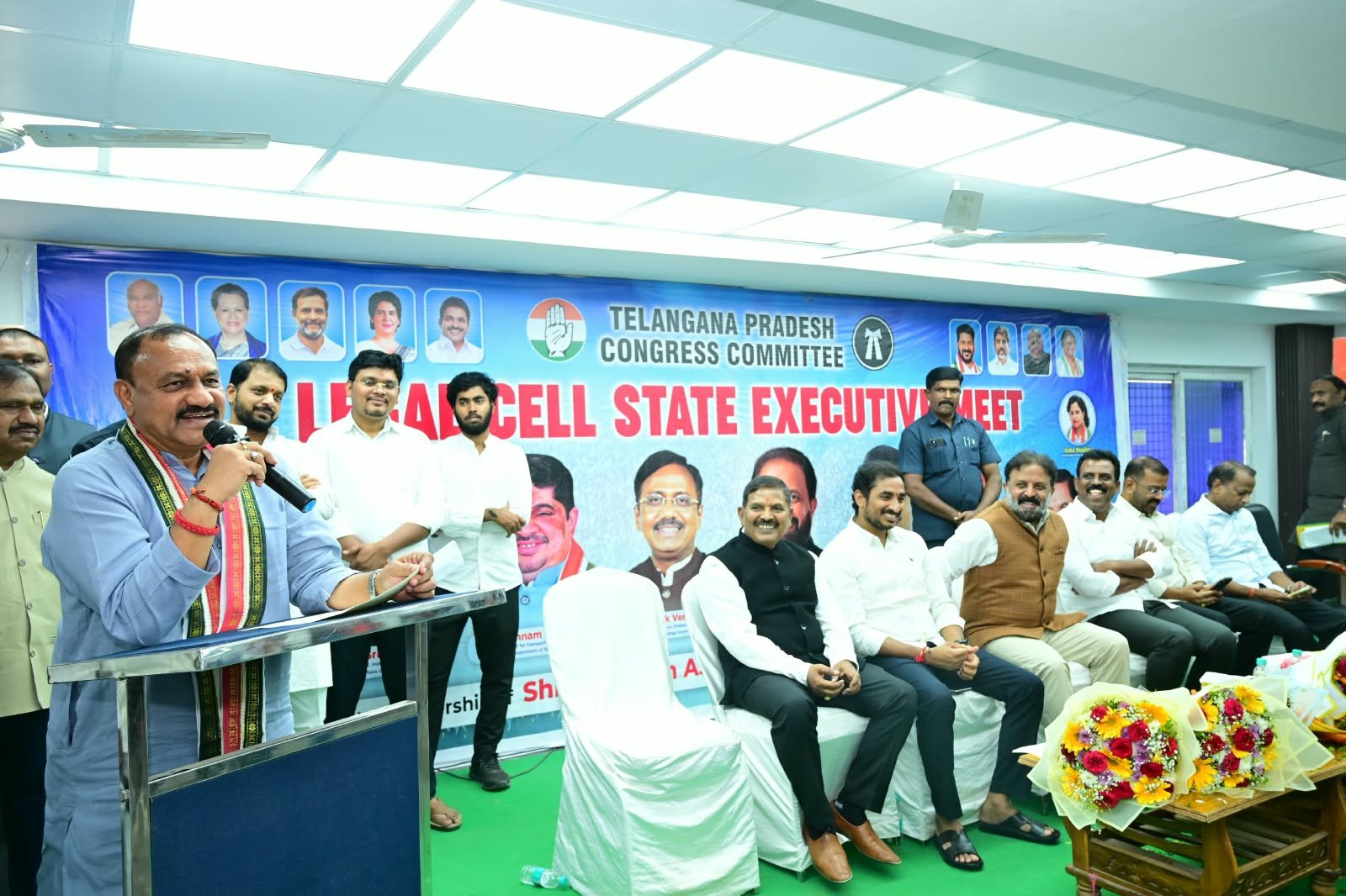 దేశంలో ఎక్కడా లేని విధంగా అడ్వకేట్ ప్రొటెక్షన్ యాక్ట్ తీసుకొచ్చాం: టీపీసీసీ అధ్యక్షుడు మహేష్ కుమార్ గౌడ్
