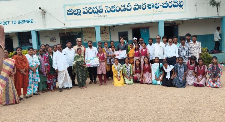 బాలల హక్కుల పరిరక్షణకు ప్రతి ఒక్కరూ కృషి చేయాలి.